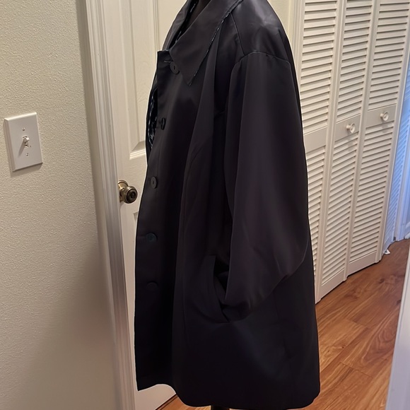 Dennis by Dennis Basso fully reversible rain trench coat - Picture 8 of 11